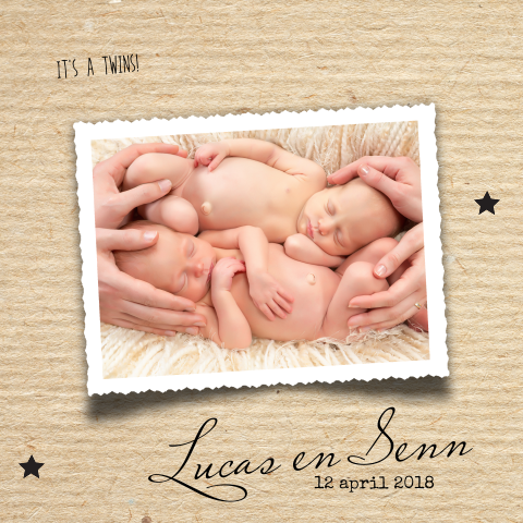 Hippe tweeling geboortekaartje met kraft print en foto kader