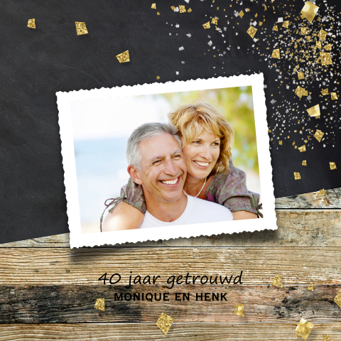 40 jaar huwelijksjubileum uitnodiging krijtbord, hout en goud look